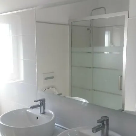 Apartment Sao Rafael, 80b