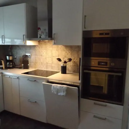 Sao Rafael, 80b Apartment
